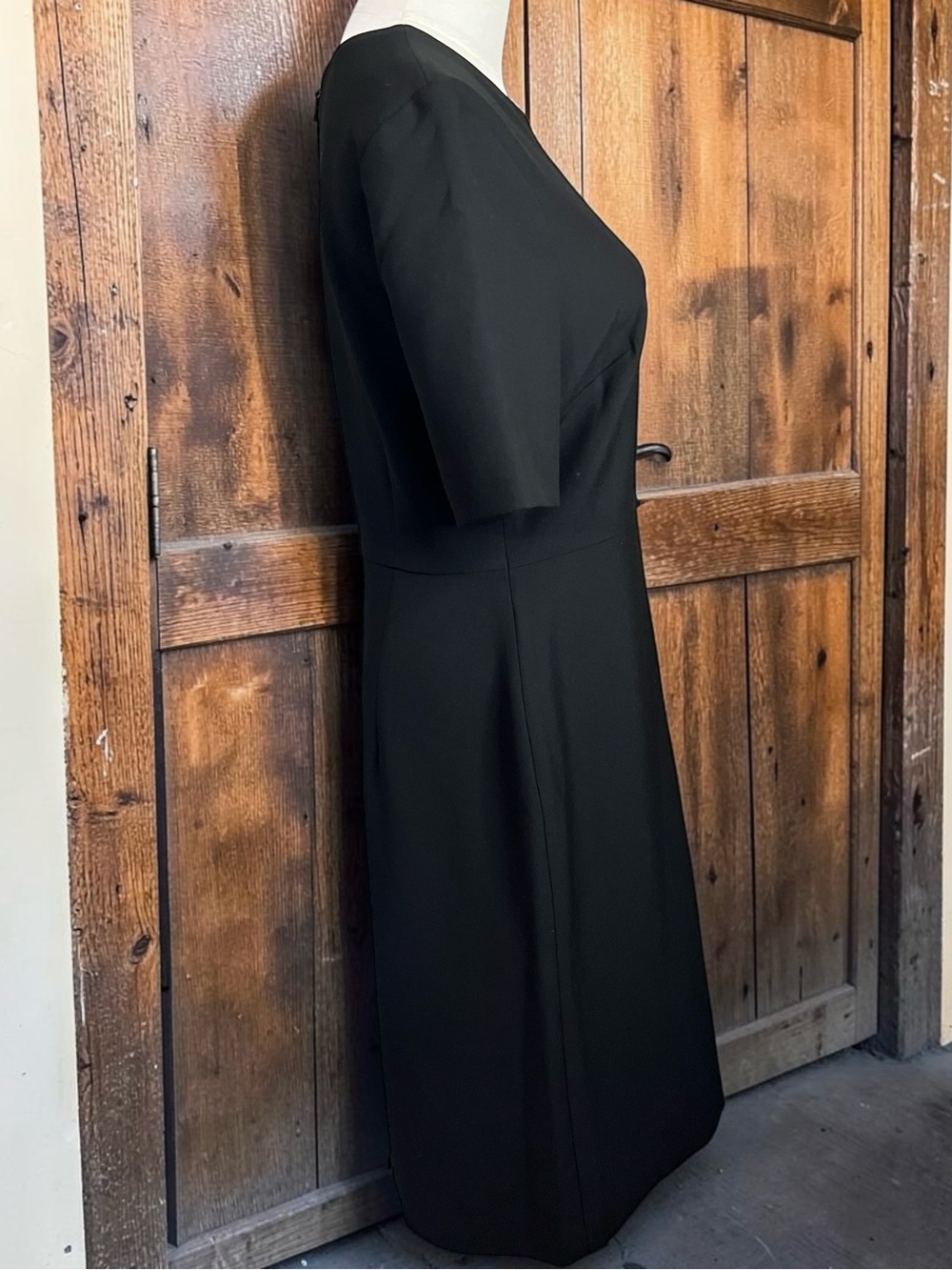 Aritzia Babaton Keeper Dress NWT Black Sheath Office LBD Classic Size 6 - Picture 3 of 10